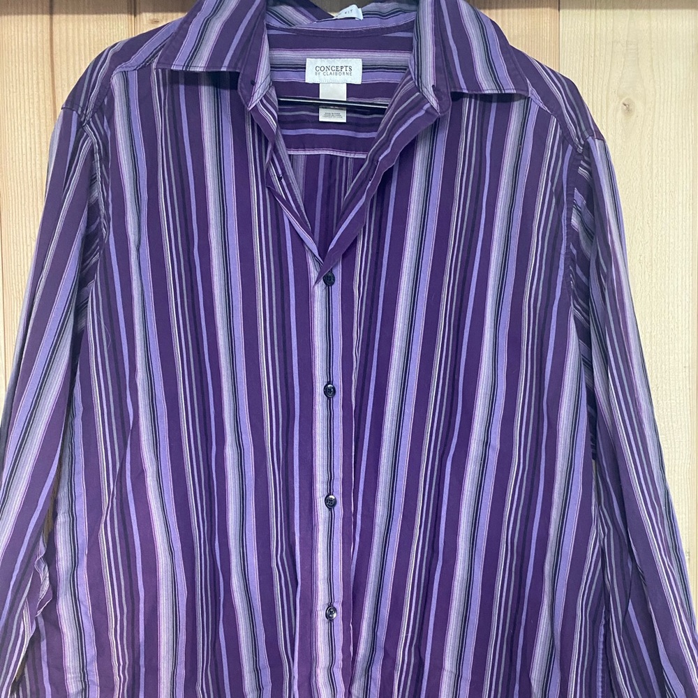 Concepts by Claiborne button down shirt